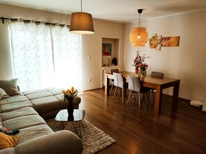 Interior - Apartment Grubišić - Two Bedroom Apartment With terrace (Šibenik)