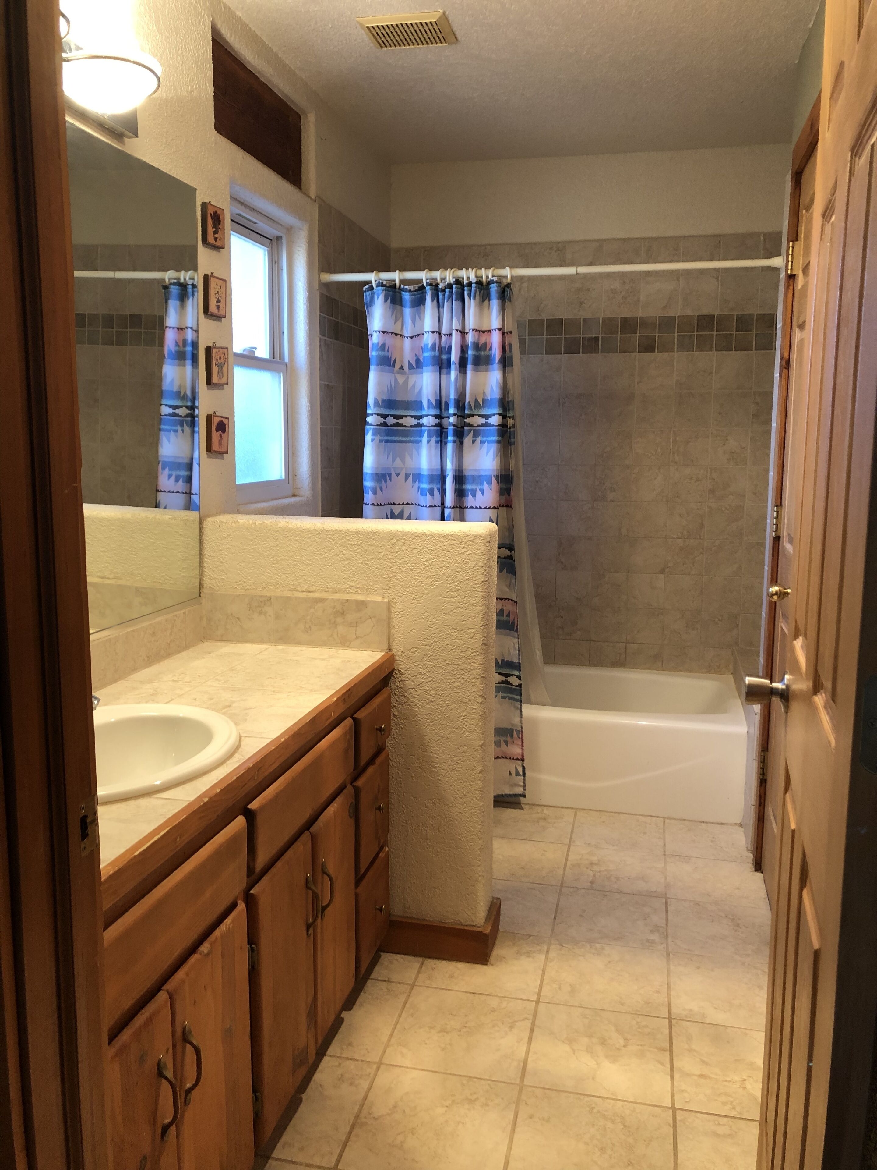 Spacious hacienda in a peaceful neighborhood