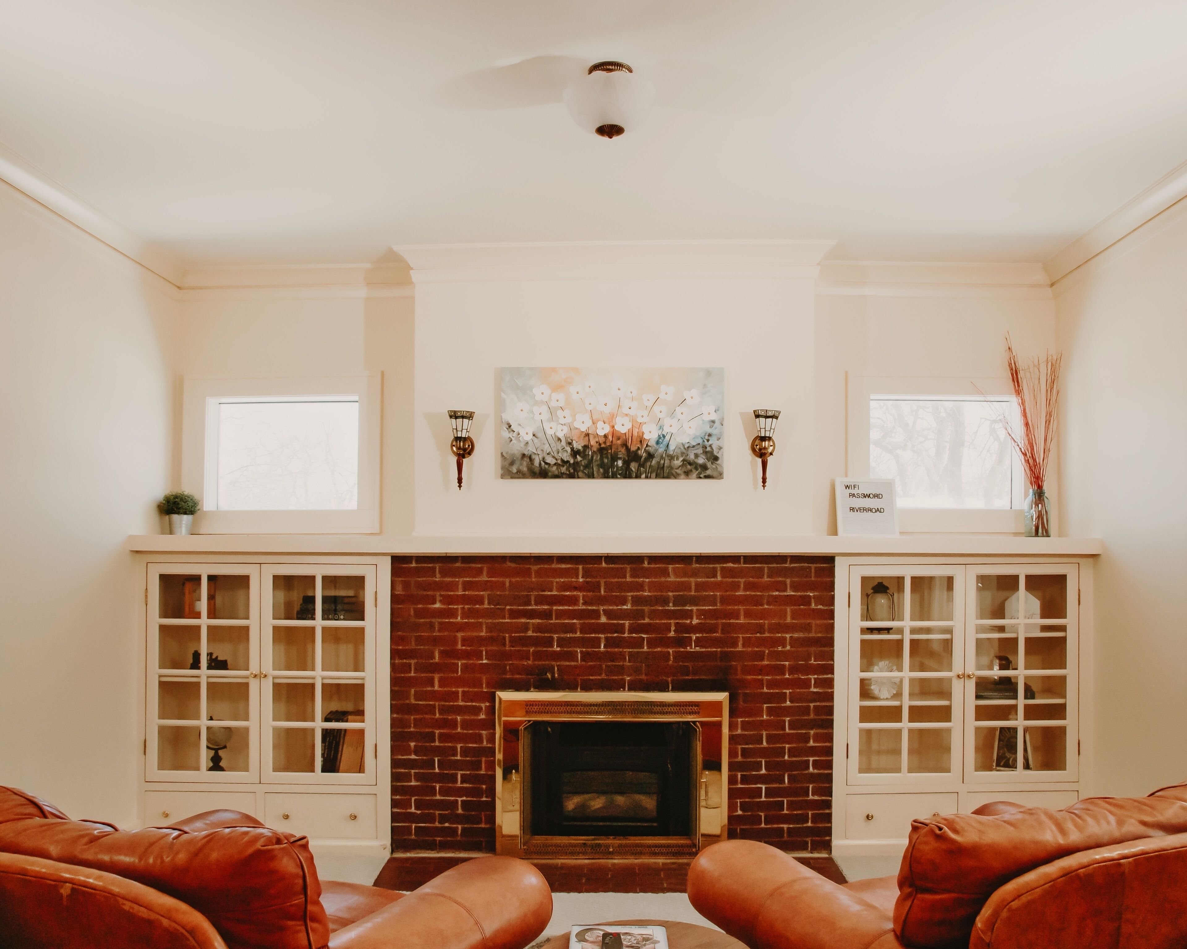 Modernized historic farmhouse 15 mins from O’Hare