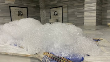 Salas para tratamentos a dois, banho turco/hammam, aromaterapia