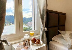 6 bedrooms, iron/ironing board, free WiFi, bed sheets - Villa FJERA - sea view, 2 hot tubs, BBQ... (Pucišca)