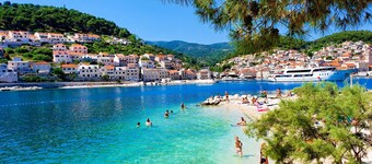 Villa FJERA - sea view, 2 hot tubs, BBQ...