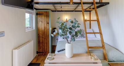 1 bedroom accommodation in Parwich, near Ashbourne