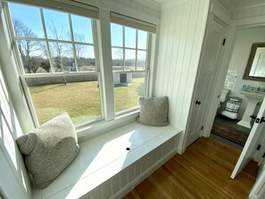 Interior - Modern Cape House Minutes From Beaches, Winery, Brewery (East Falmouth)