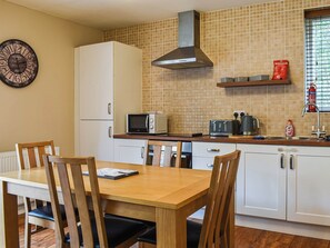 Dining - 2 bedroom accommodation in Walwen, Lixwm (Walwen, Lixwm)