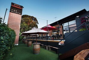 Exterior - Nightcap at the Ranch Hotel (Sydney)