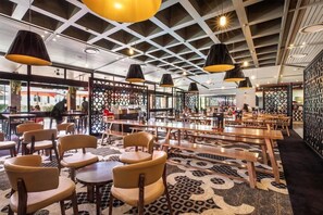 Dining - Nightcap at the Ranch Hotel (Sydney)