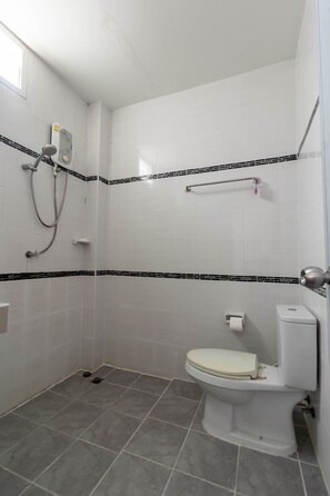 Bathroom - Pandora House Pattaya (Pattaya)