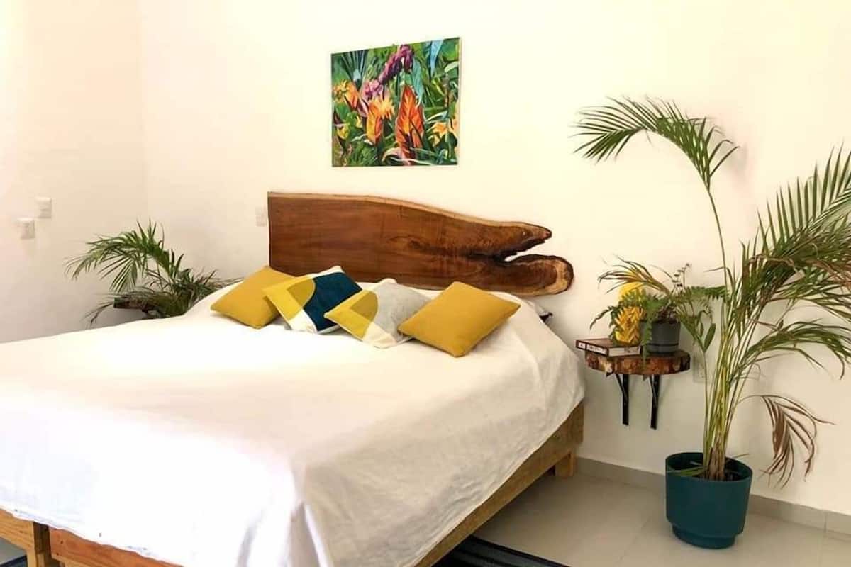 Chambre Standard | Matelas mémoire de forme, Wi-Fi gratuit, draps fournis