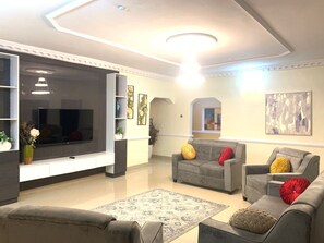 تلفزيون ذكي