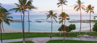 You're Resort Home! Walk to Disney, Beach & Pool!