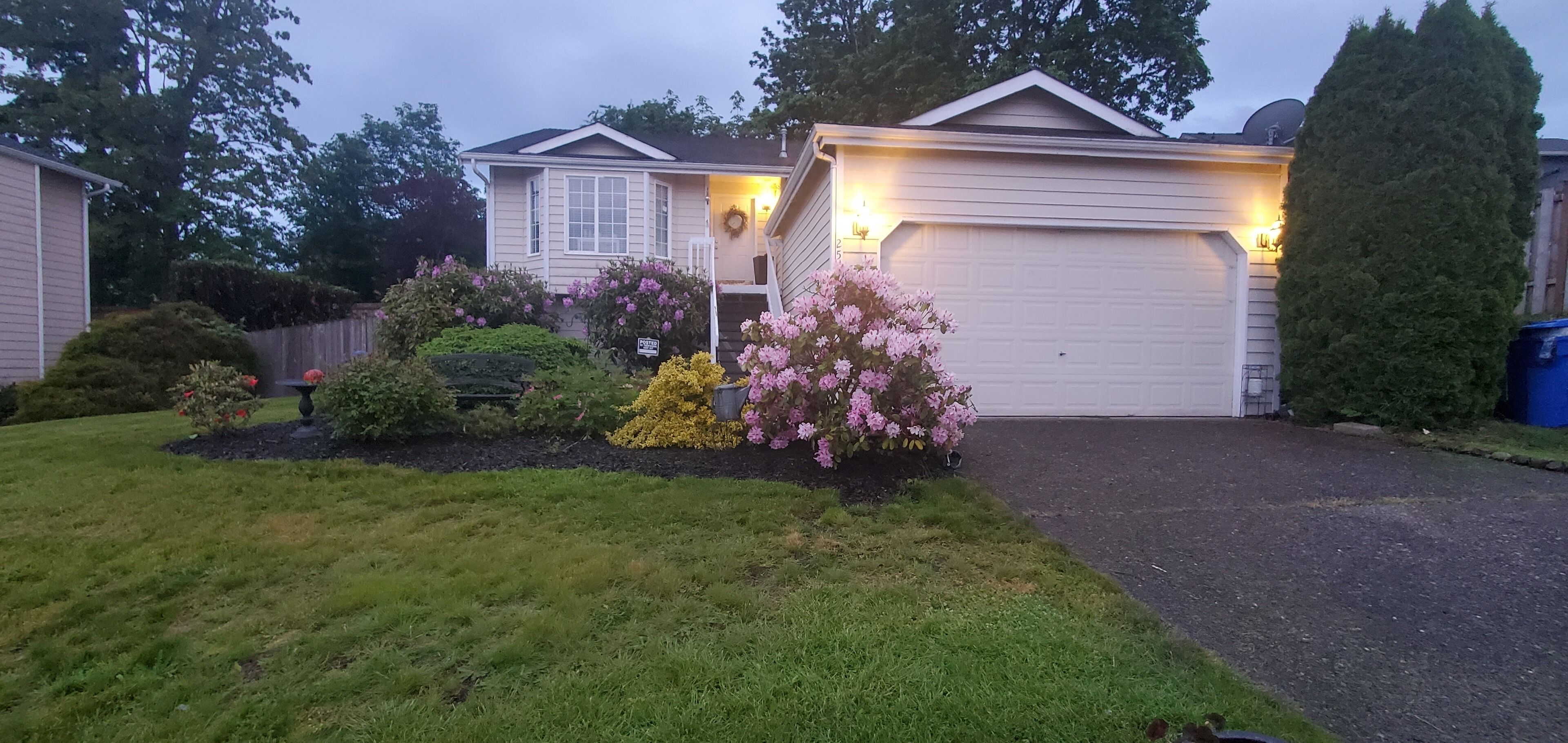 Relaxing 3 bedroom Home with outdoor Zen Patio