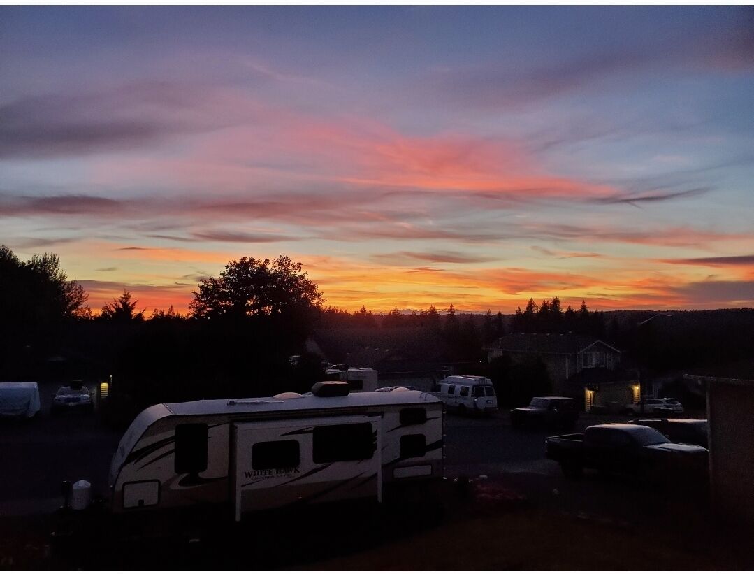 Relaxing 3 bedroom Home with outdoor Zen Patio