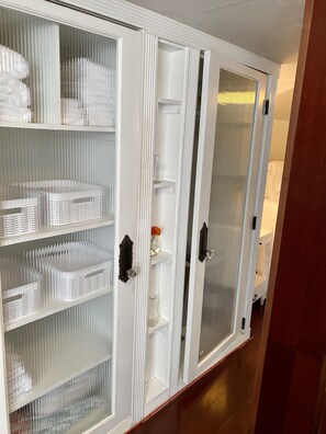 1 camera, una scrivania, ferro/asse da stiro, Wi-Fi gratuito