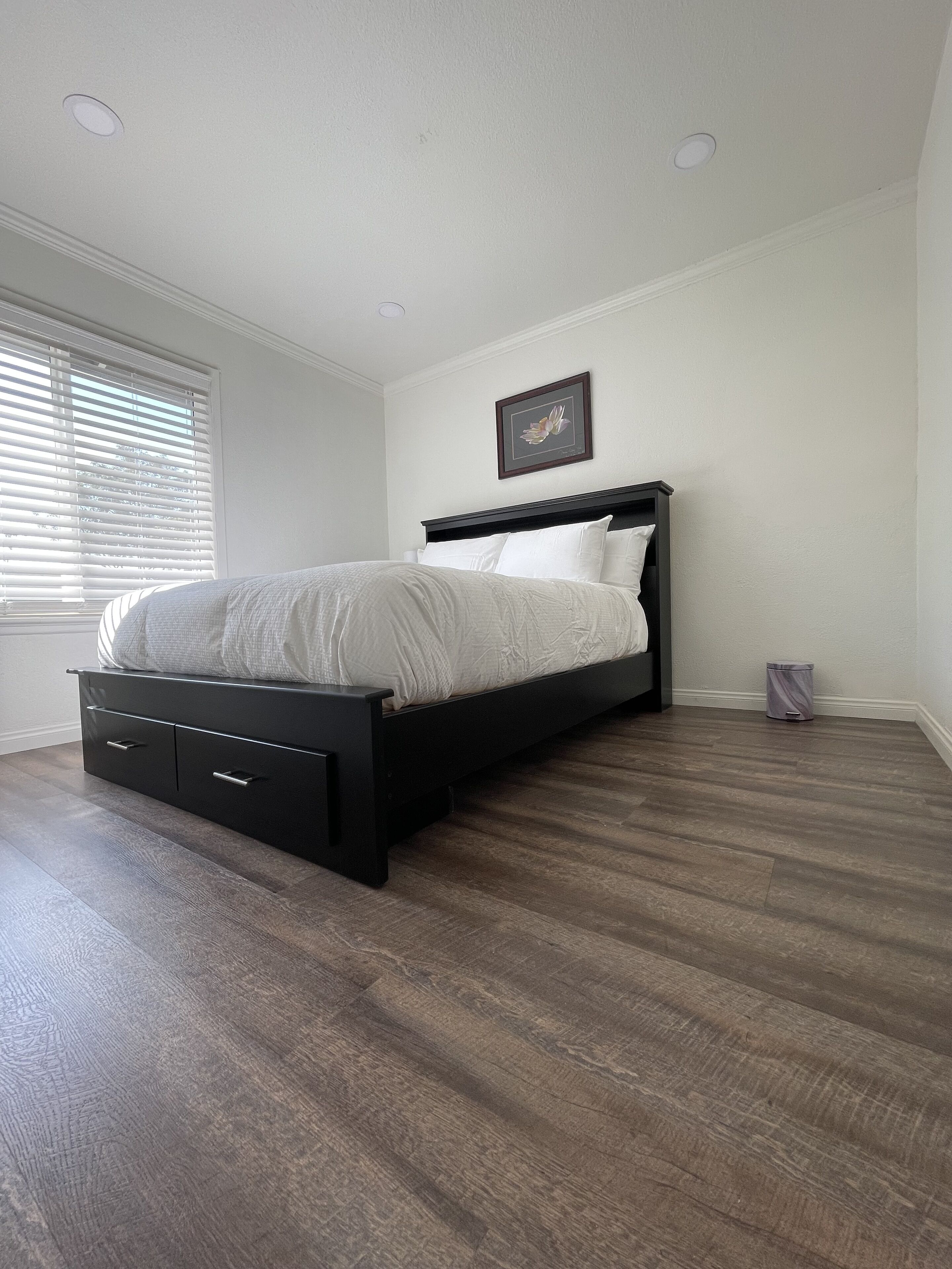 Newly renovated 4 bedrooms House near South Coast Plaza