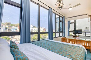 Living area - Dory Hostel  (Liuqiu)