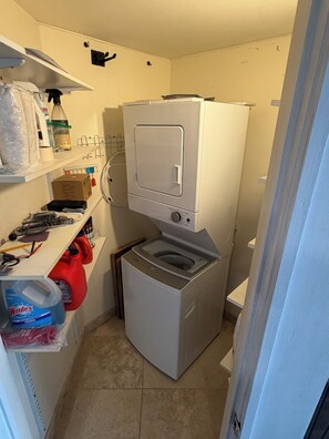 Interior - 40th floor Penthouse In Downtown Honolulu Chinatown with huge Private Rooftop (Honolulu)