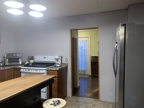 Cozy room in a quiet neighborhood.