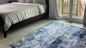 4 bedrooms, Internet, bed sheets