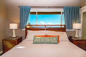 2 soverom, safe på rommet, strykejern/-brett og reiseseng for barn