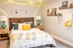 2 bedrooms, desk, iron/ironing board, free WiFi