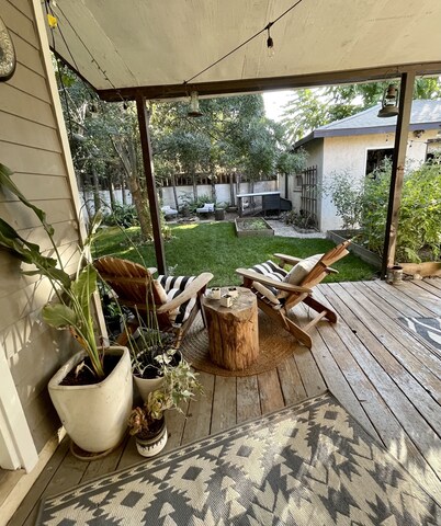 Downtown Eclectic Bungalow