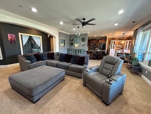 Smart TV, fireplace, DVD player, books