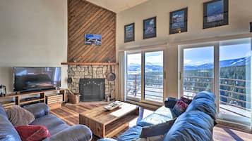 TV, fireplace, video games