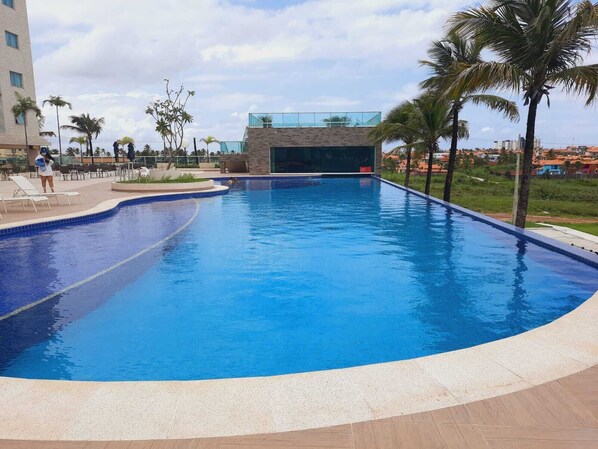 Outdoor pool, a heated pool