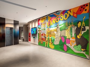 Lobby lounge