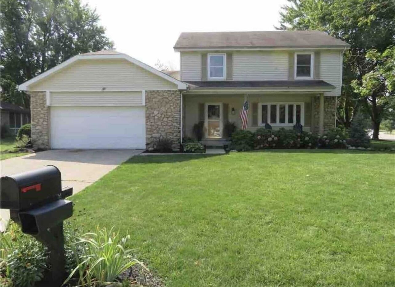 Minutes from Grand Park And Ruoff Music Center