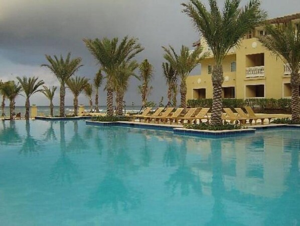 Piscine extérieure