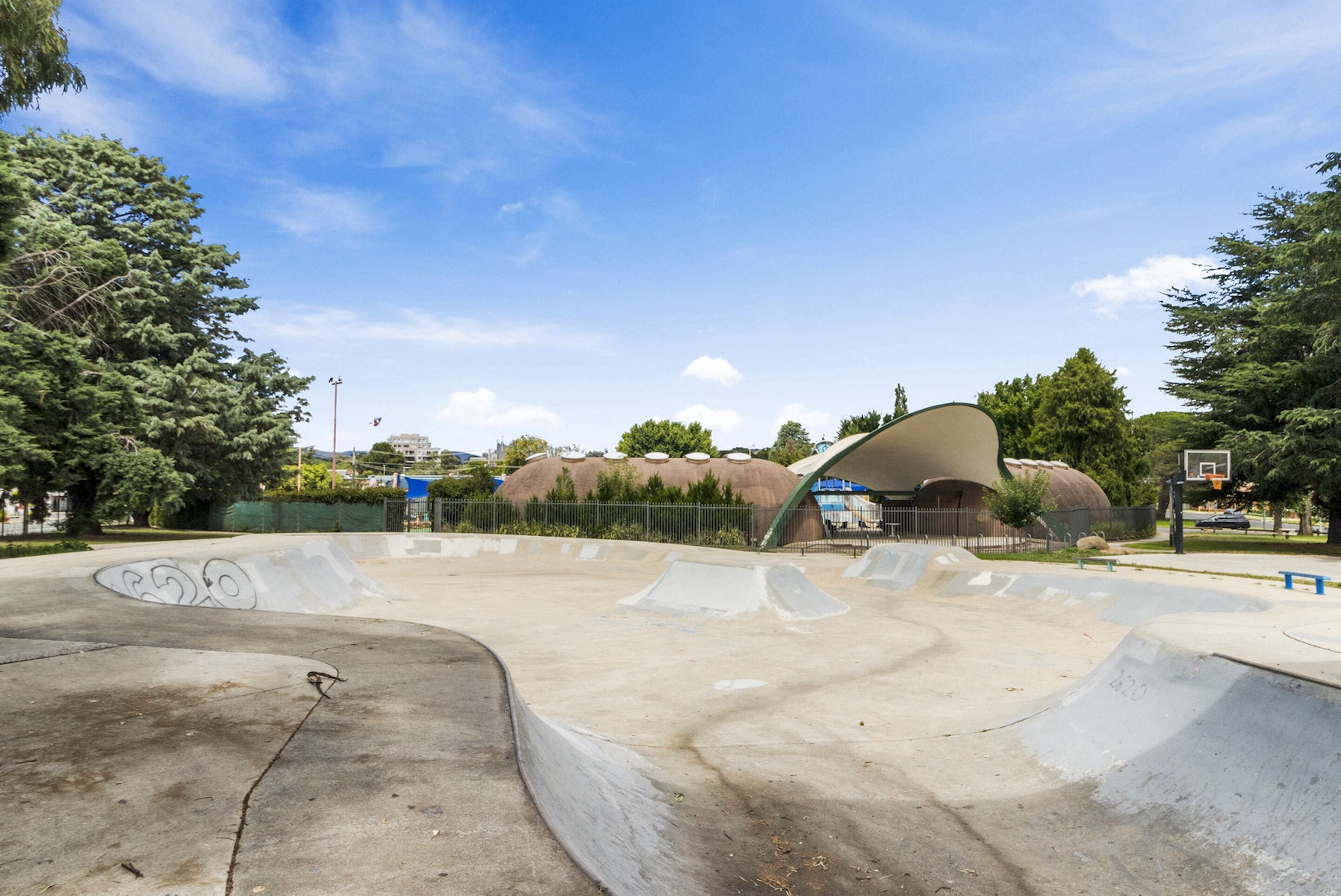 children’s play area – outdoor