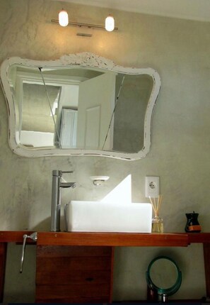 Shower, bidet
