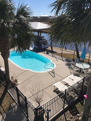 Outdoor pool - River Escape (Bay St. Louis)