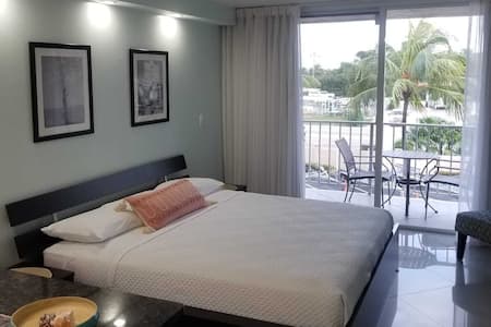Tavernier Apartment