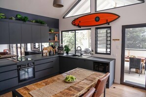 Fridge, microwave, oven, stovetop - BESPOKE VILLA WITH A DOPE BEACH VIBE (boomerang beach)
