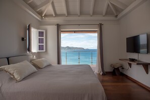 4 Schlafzimmer, Bügeleisen/Bügelbrett, kostenloses WLAN, Bettwäsche