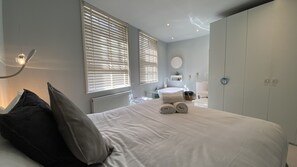Casa | 3 habitaciones, tabla de planchar con plancha y wifi gratis 