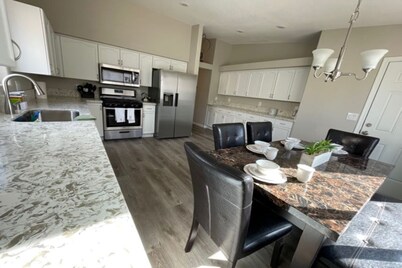 Vegas Vacation Home ... Close to The STRIP