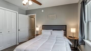 1 Schlafzimmer, Bügeleisen/Bügelbrett, kostenloses WLAN, Bettwäsche