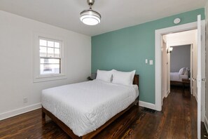 2 bedrooms, iron/ironing board, travel crib, free WiFi