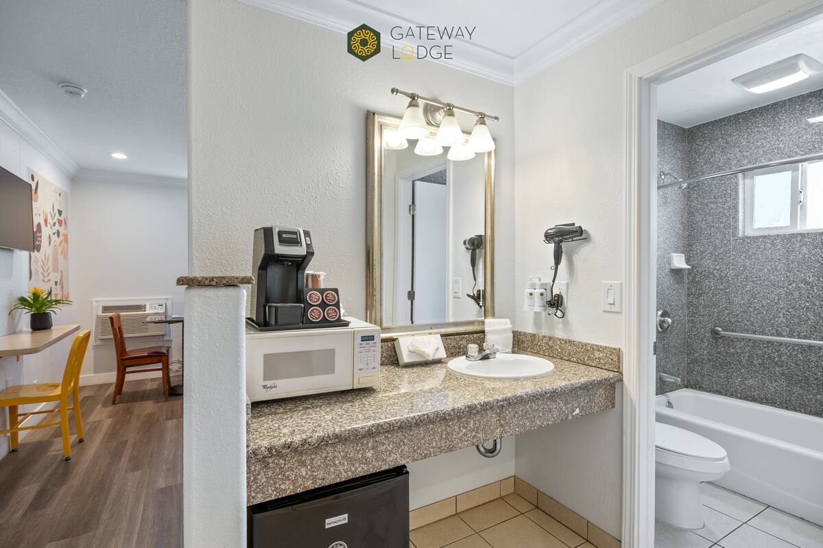 family double room, 2 bedrooms | bathroom | shower, hair dryer, towels, soap