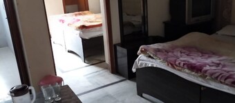 ゴールームゴ シャー ゲスト ハウス ナイニタール