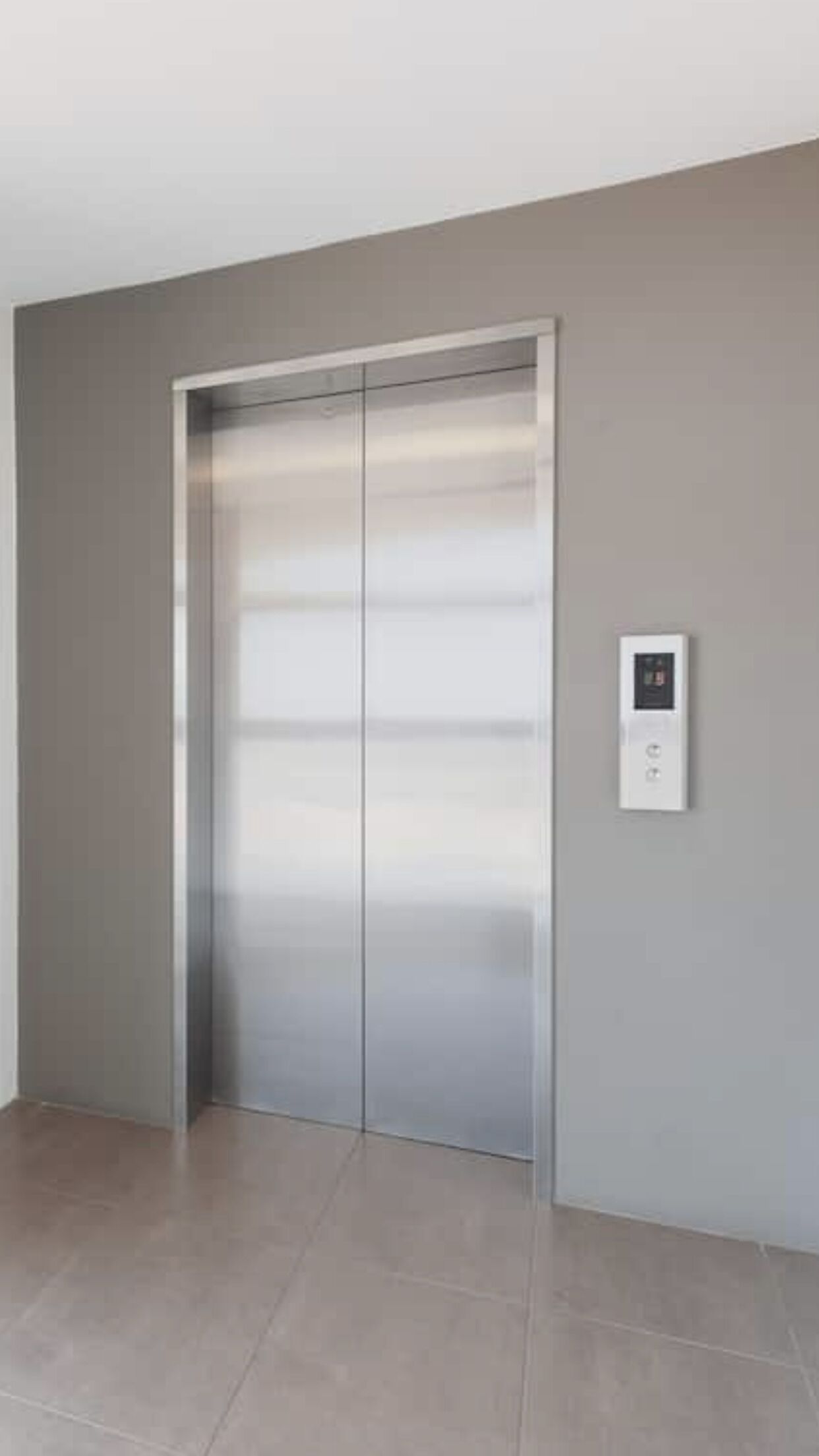 Bondi Beach Ocean View Rooftop Pool — image 5