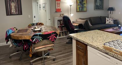 Private spacious 2-bedroom apartment - pets welcomed