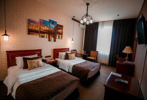 Standard Studio | Desk, laptop workspace, soundproofing, iron/ironing board - Asia Tashkent Hotel (Tashkent)