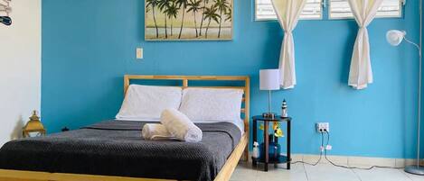 1 bedroom, iron/ironing board, free WiFi