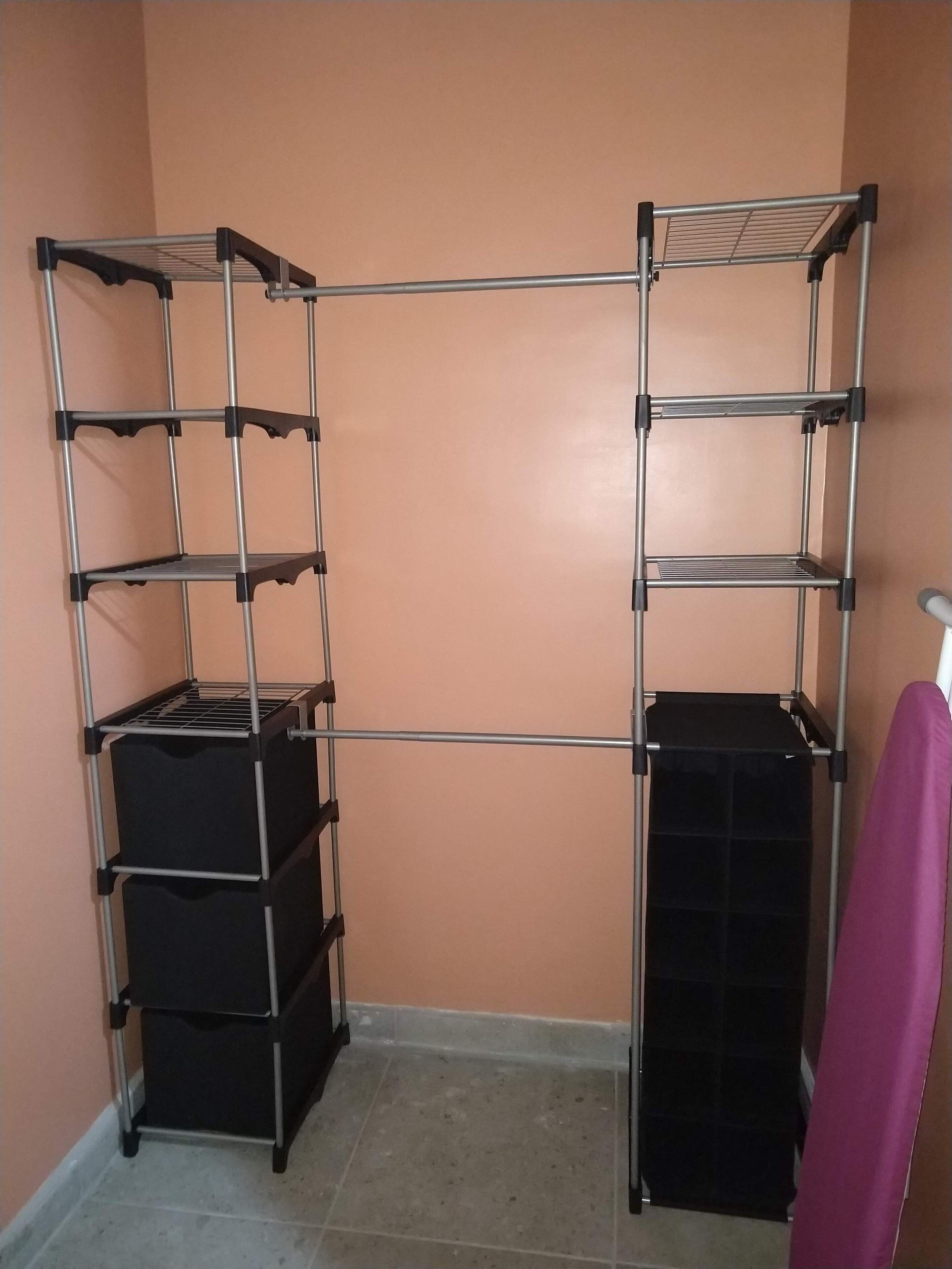 5 minutes to the Aeroport of Tijuana! Family-sized condo