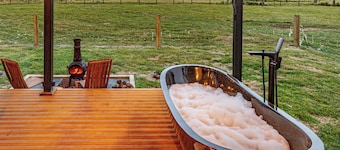 Mangateitei Views - Rangataua Tiny Home